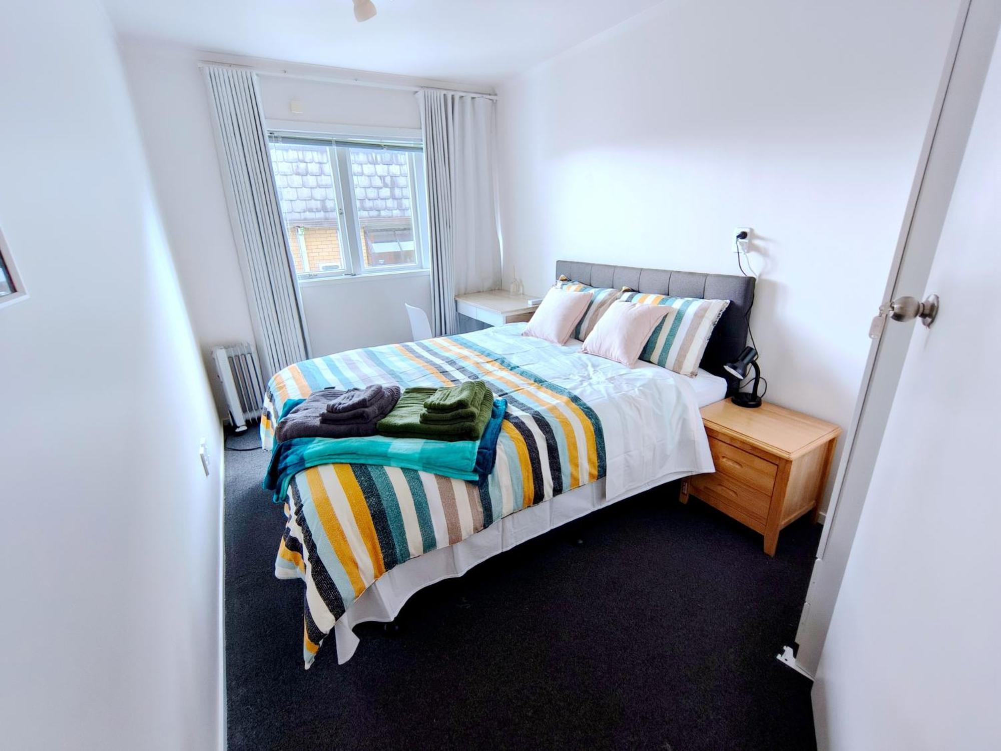 Milford Central Budget Friendly Rooms Auckland Bagian luar foto