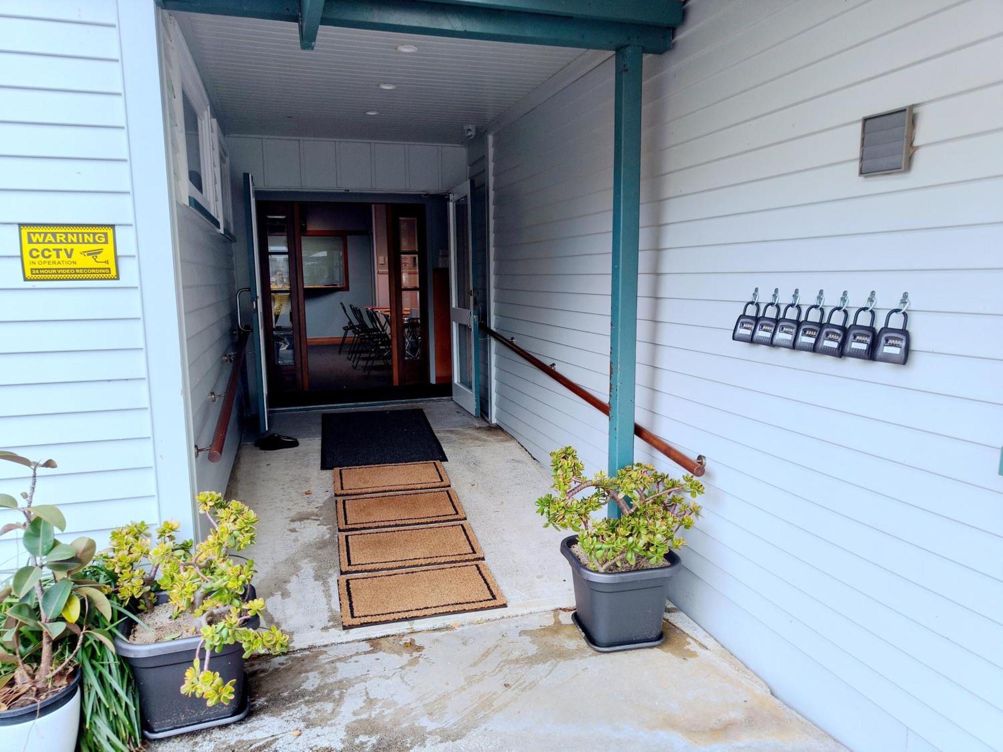 Milford Central Budget Friendly Rooms Auckland Bagian luar foto