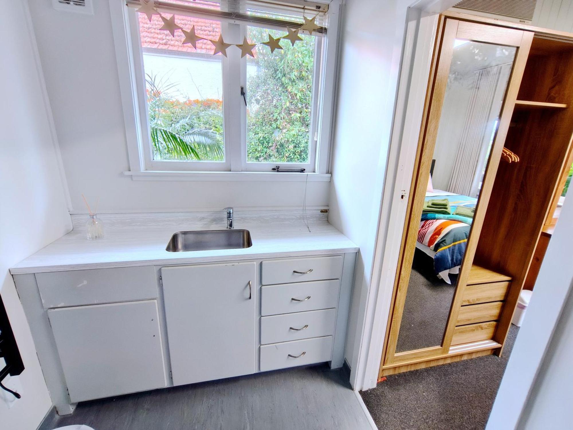Milford Central Budget Friendly Rooms Auckland Bagian luar foto
